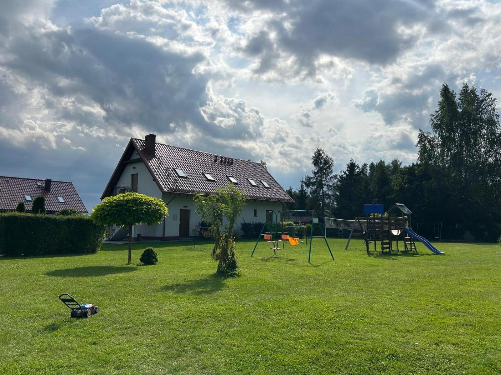 Domki Morskie Opowiesci Mikoszewo Exterior foto